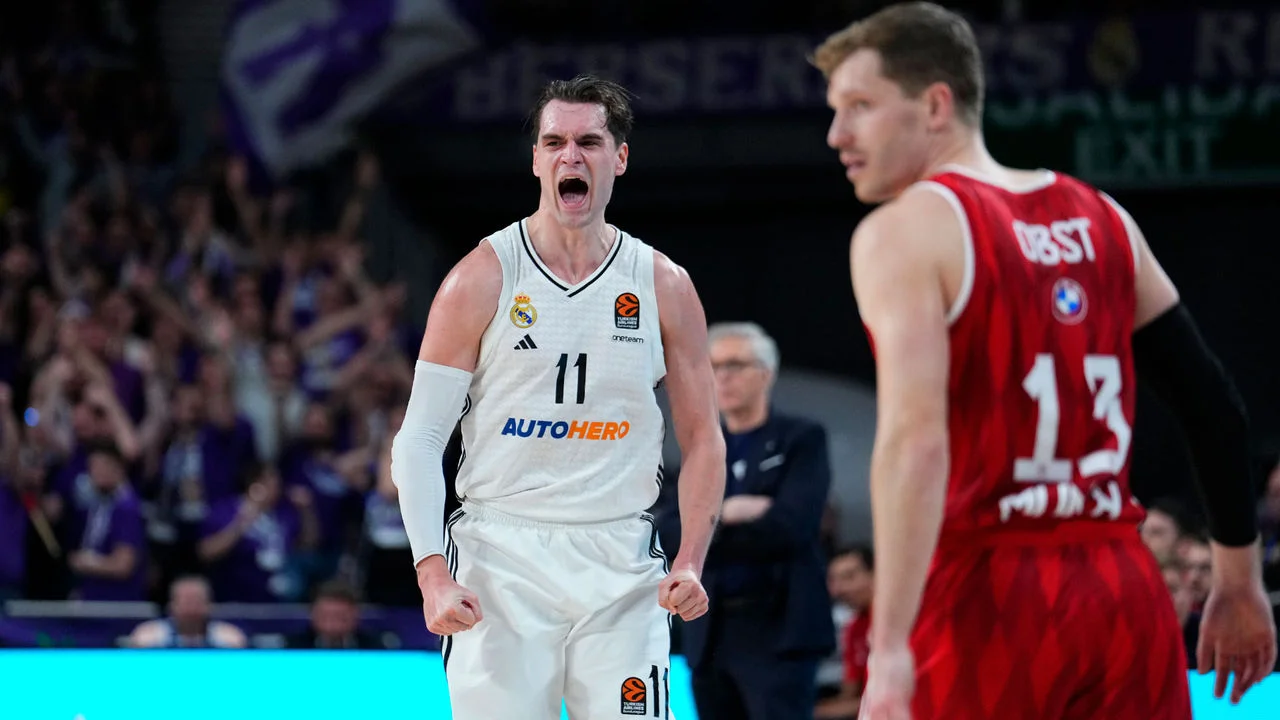 Madrid beat Bayern as Llull makes Euroleague history