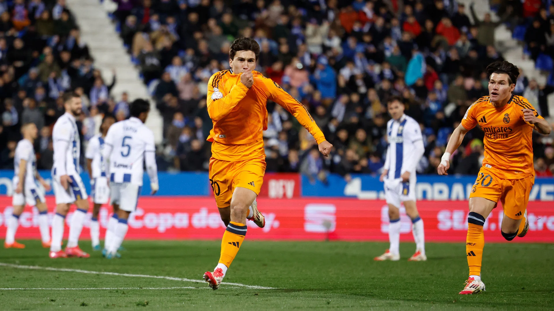 Gonzalo sends Real Madrid to Copa del Rey semi-finals