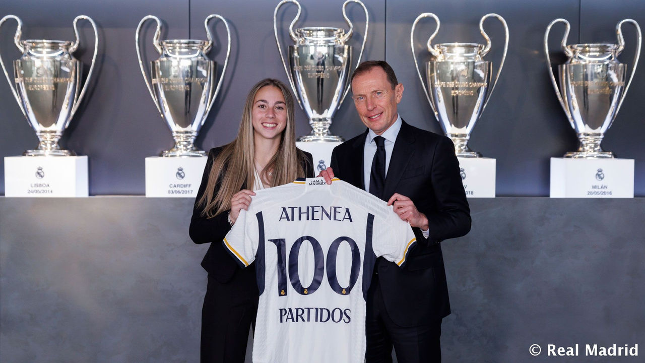 Athenea, 100 partidos con el Real Madrid