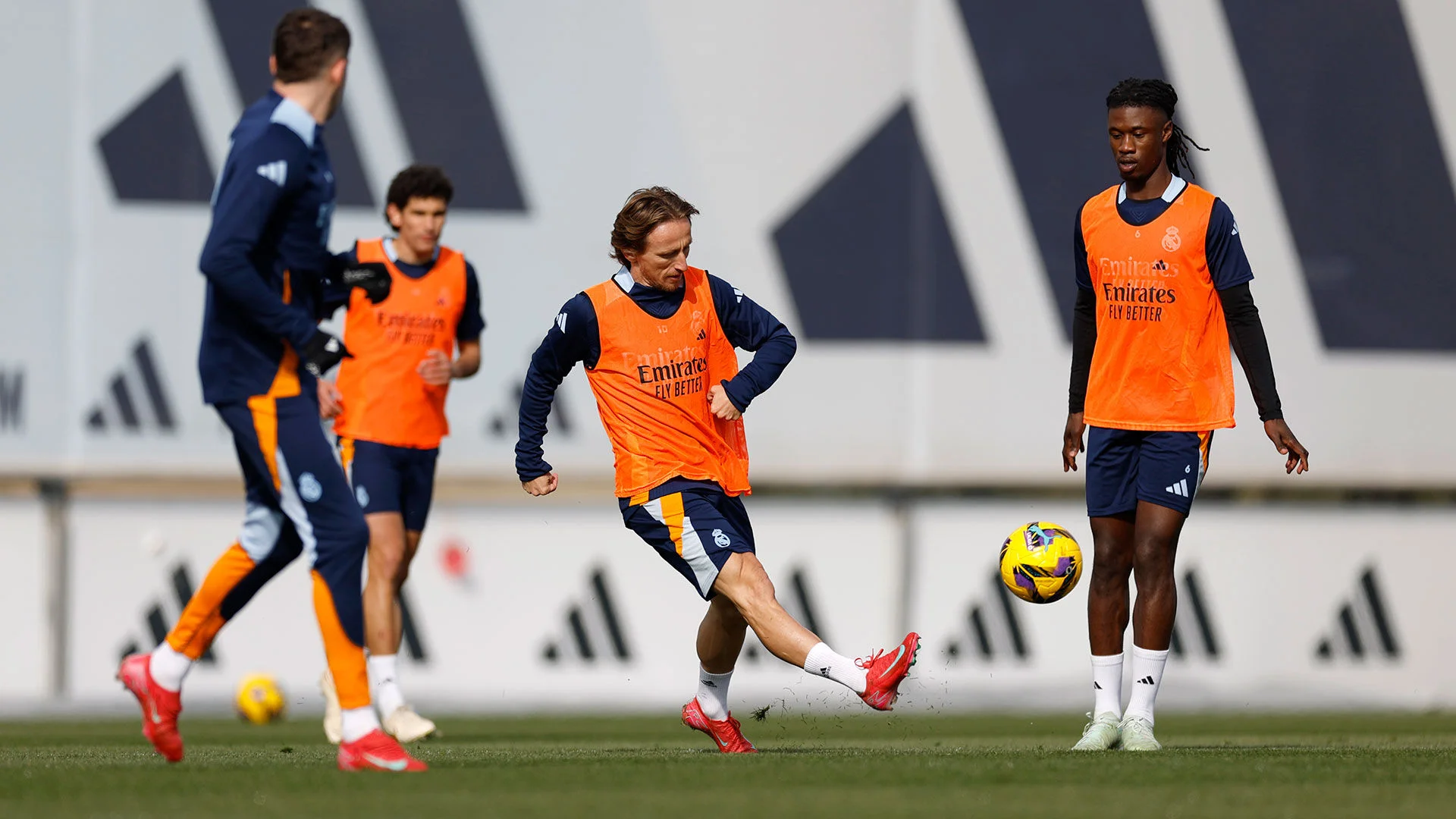 Último entrenamiento antes del derbi