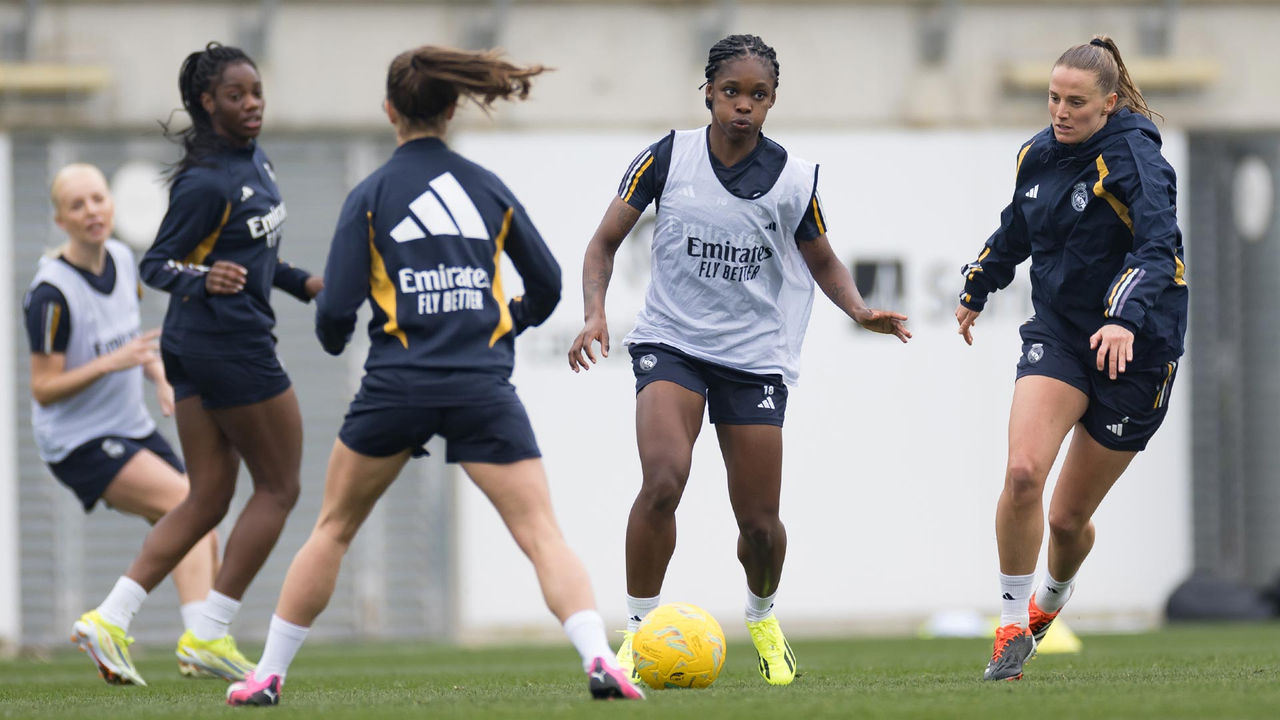 Último entrenamiento antes del derbi