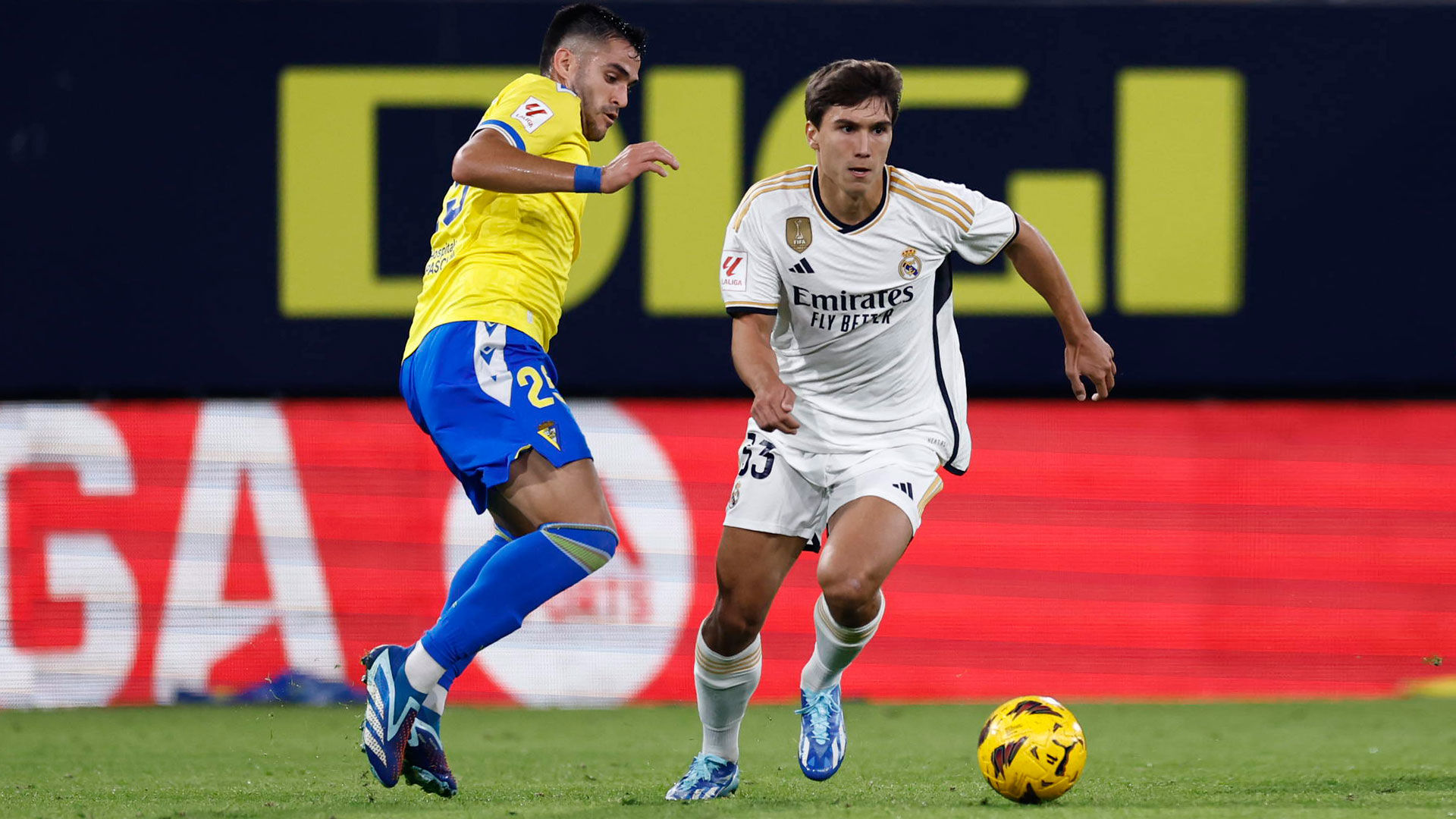 Gonzalo debuta con el Real Madrid en partido oficial