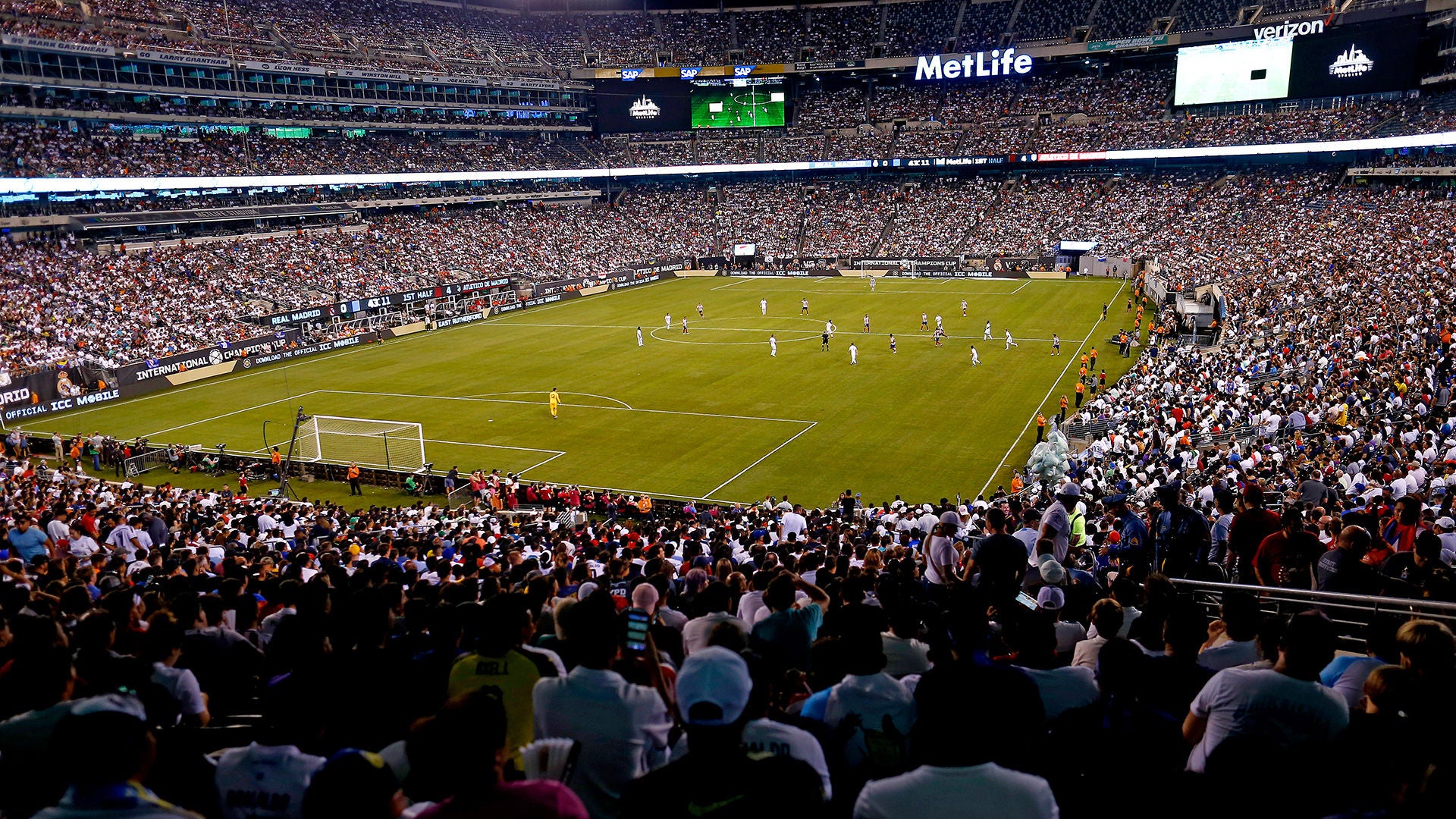O Real Madrid jogará no verão o Soccer Champions Tour contra o Milan, Barcelona e Chelsea