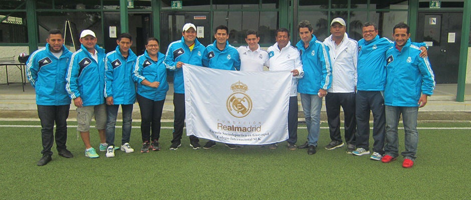 Escuela Sociodeportiva de la Fundación Real Madrid con la Fundación Cecilia Rivadeneira - Guayaquil