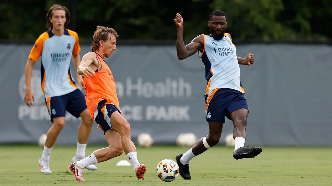 Nuevo entrenamiento en Charlotte para preparar el partido frente al Chelsea