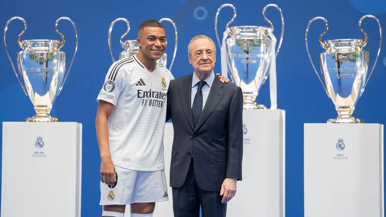 Spektakulärer Empfang für Kylian Mbappé im Santiago Bernabéu