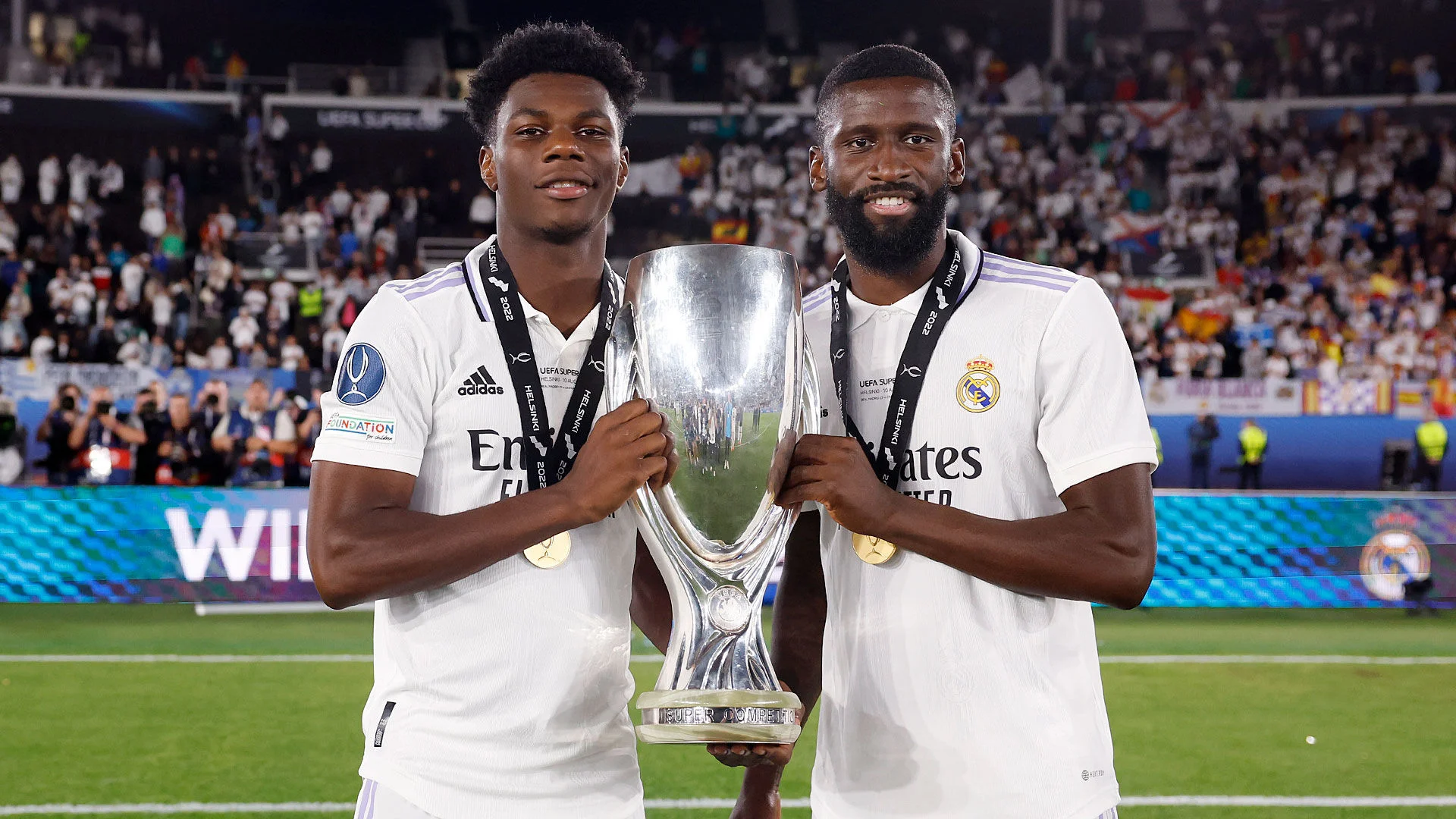 Rüdiger y Tchouameni debutan en partido oficial con el Real Madrid