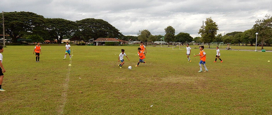 Escuela sociodeportiva de San Carlos, Isla de Negros