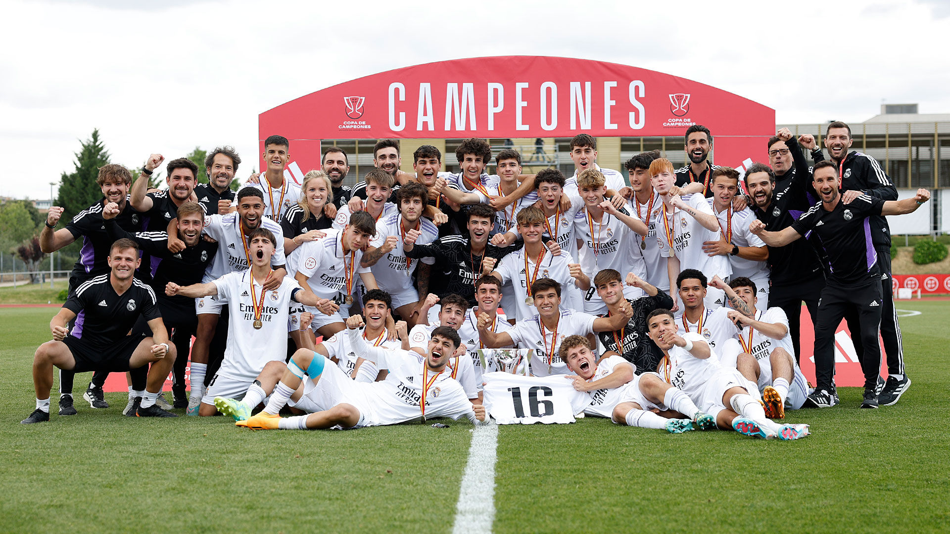 1-3: El Juvenil A gana la Copa de Campeones