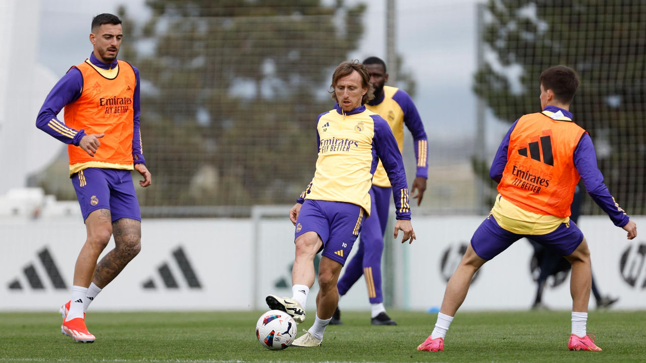 Final training session before hosting Athletic Club