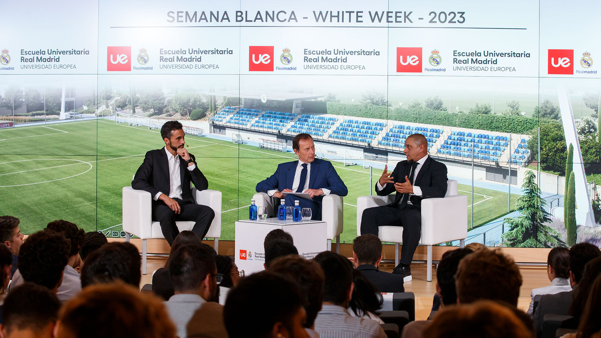 Arbeloa y Roberto Carlos clausuraron la Semana Blanca