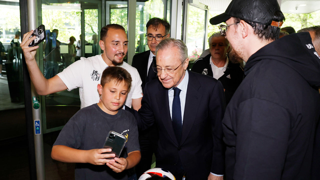 The president is with the team in Munich