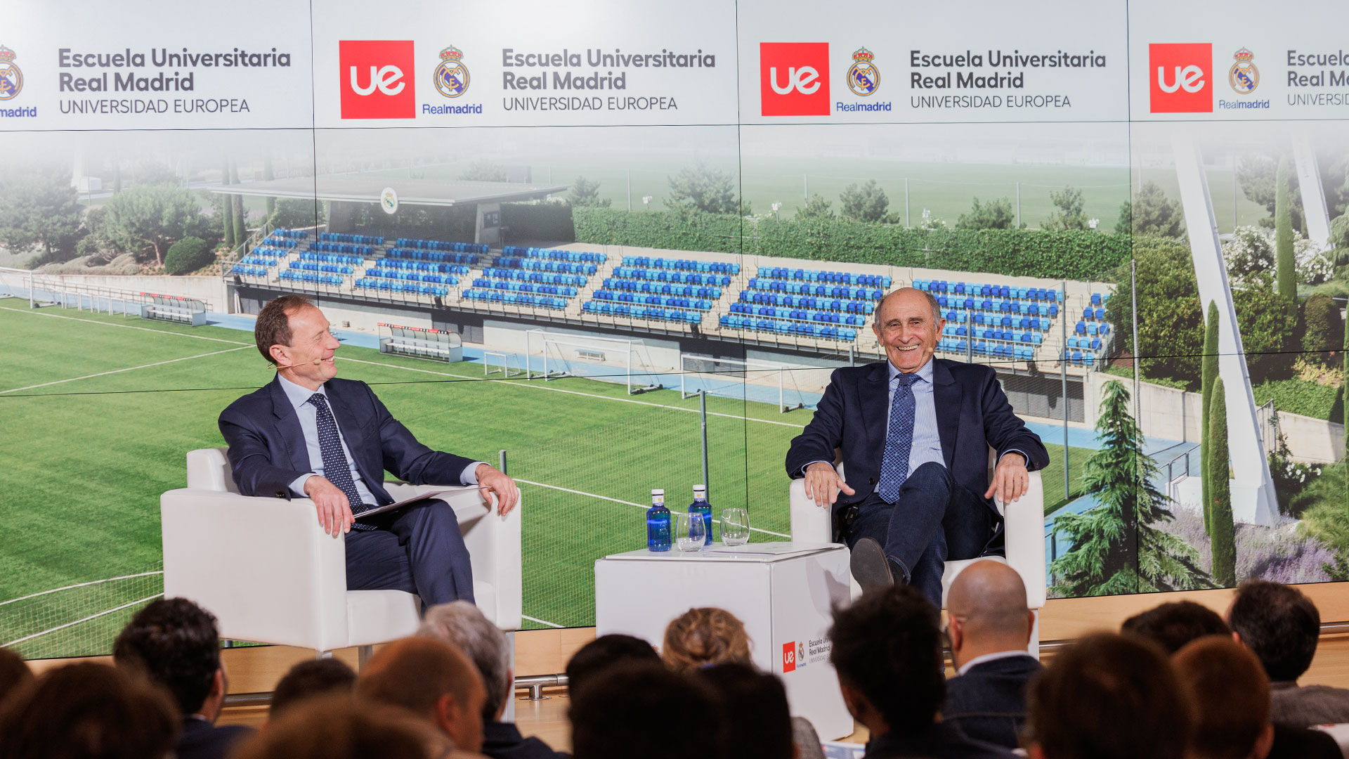 José Martínez ‘Pirri’, presidente de honor del Real Madrid, clausuró la Semana Blanca