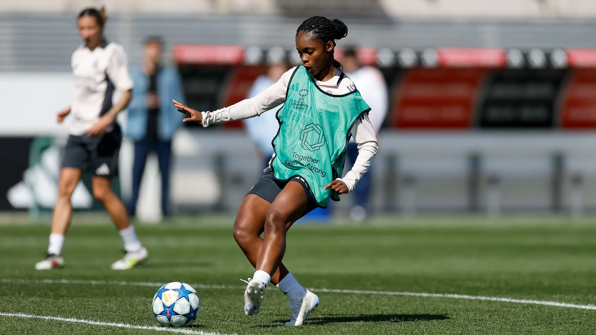 Último entrenamiento antes de visitar al Arsenal