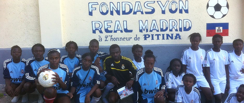Escuela sociodeportiva de la Fundación Real Madrid en Haití - Chateâu