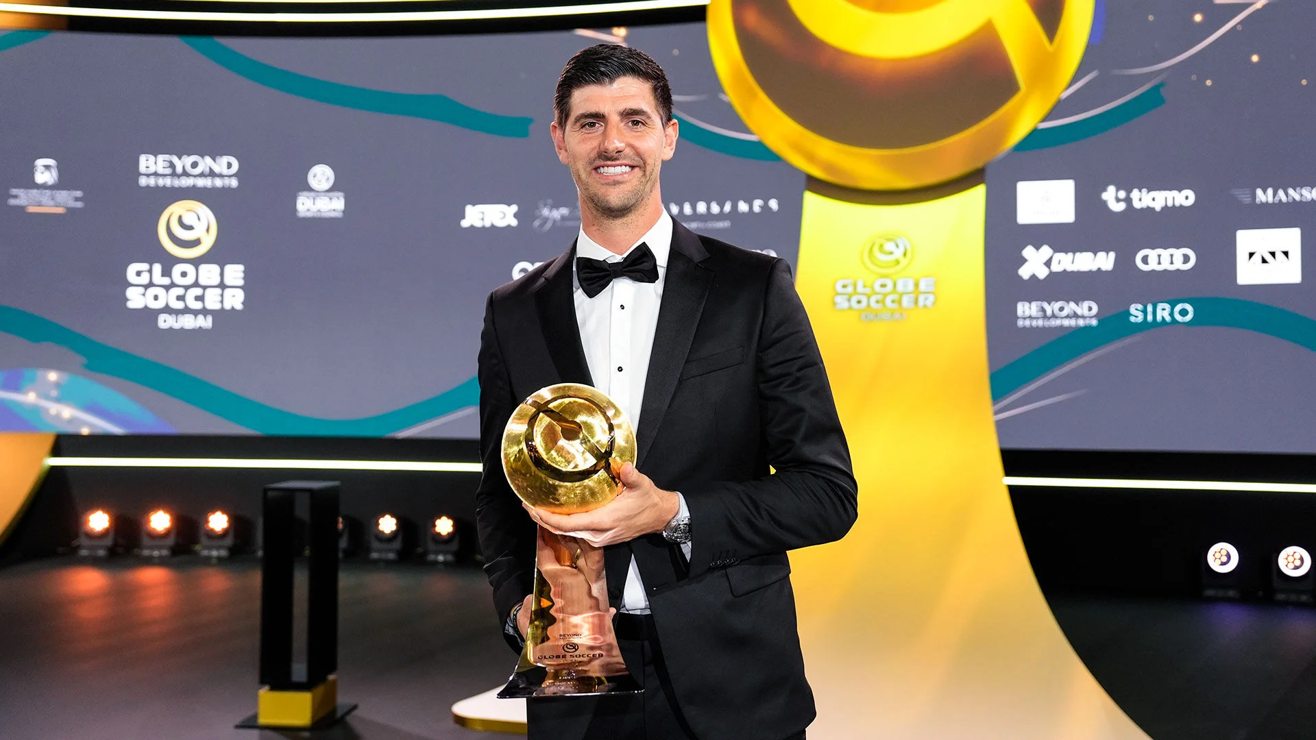 Courtois, Premio Globe Soccer a la carrera deportiva