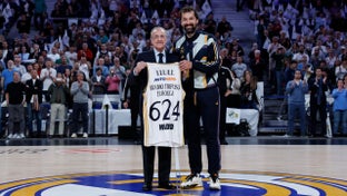 Tribute to Llull at the WiZink Center for his Euroleague three-pointer record