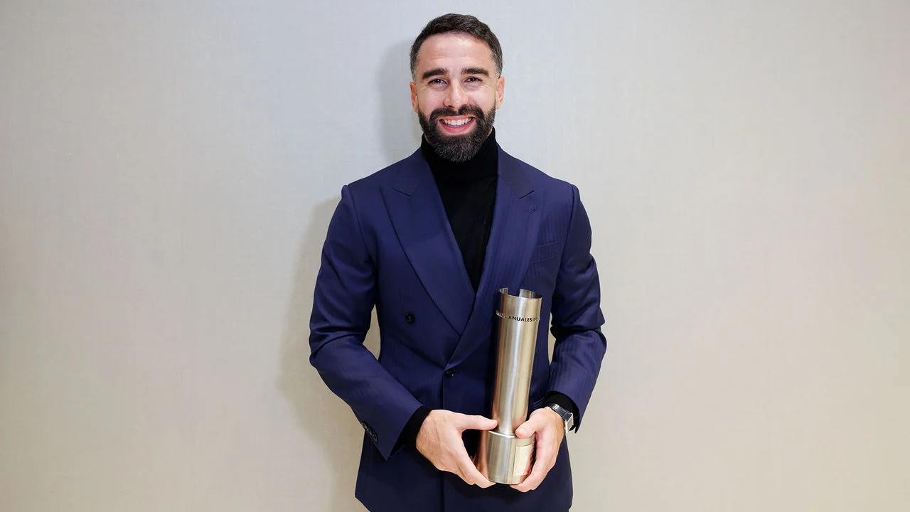 Carvajal honoured for his six trophies at 2024 gala of the Sports Press Association of Madrid