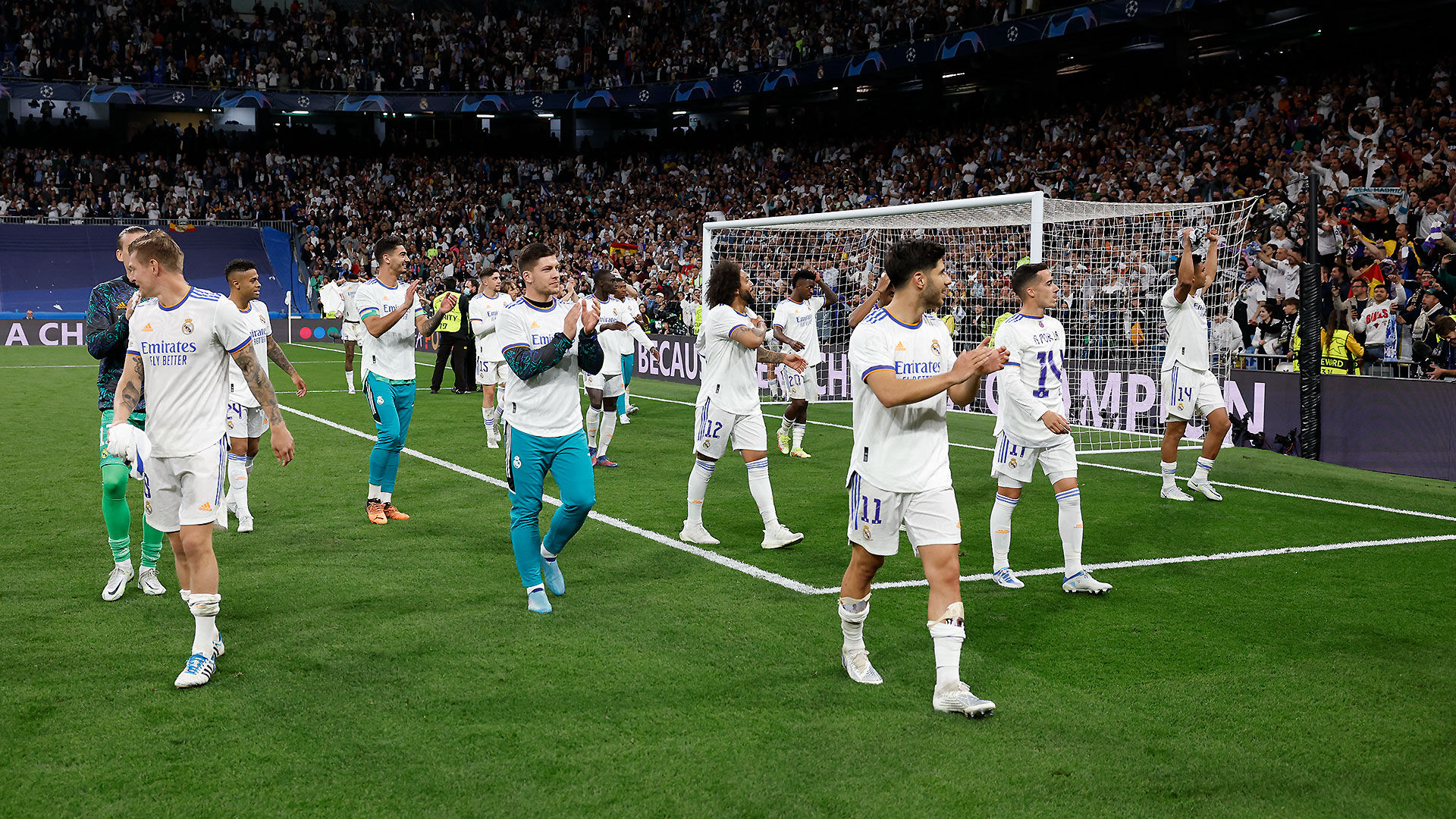 Inside Real Madrid: Emociona el aplauso mutuo en la vuelta de honor