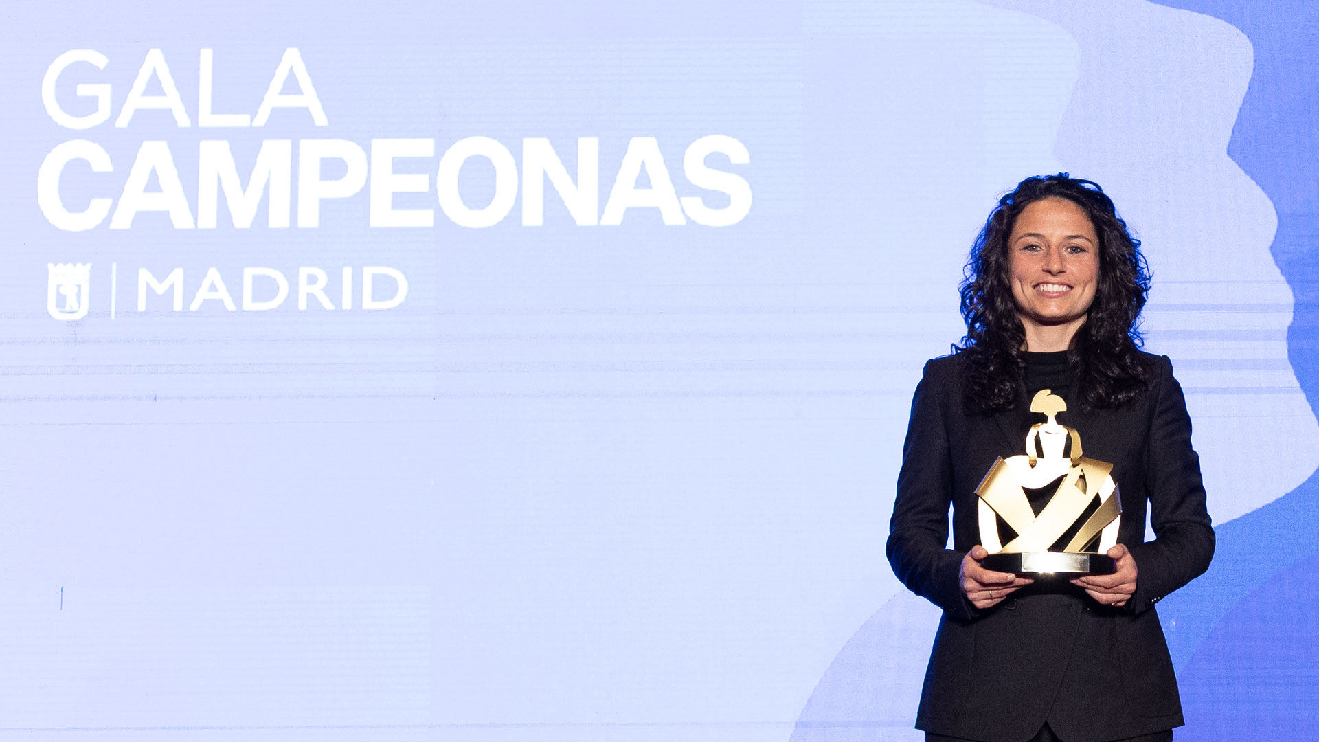 Homenaje a las campeonas del mundo en el Ayuntamiento de Madrid