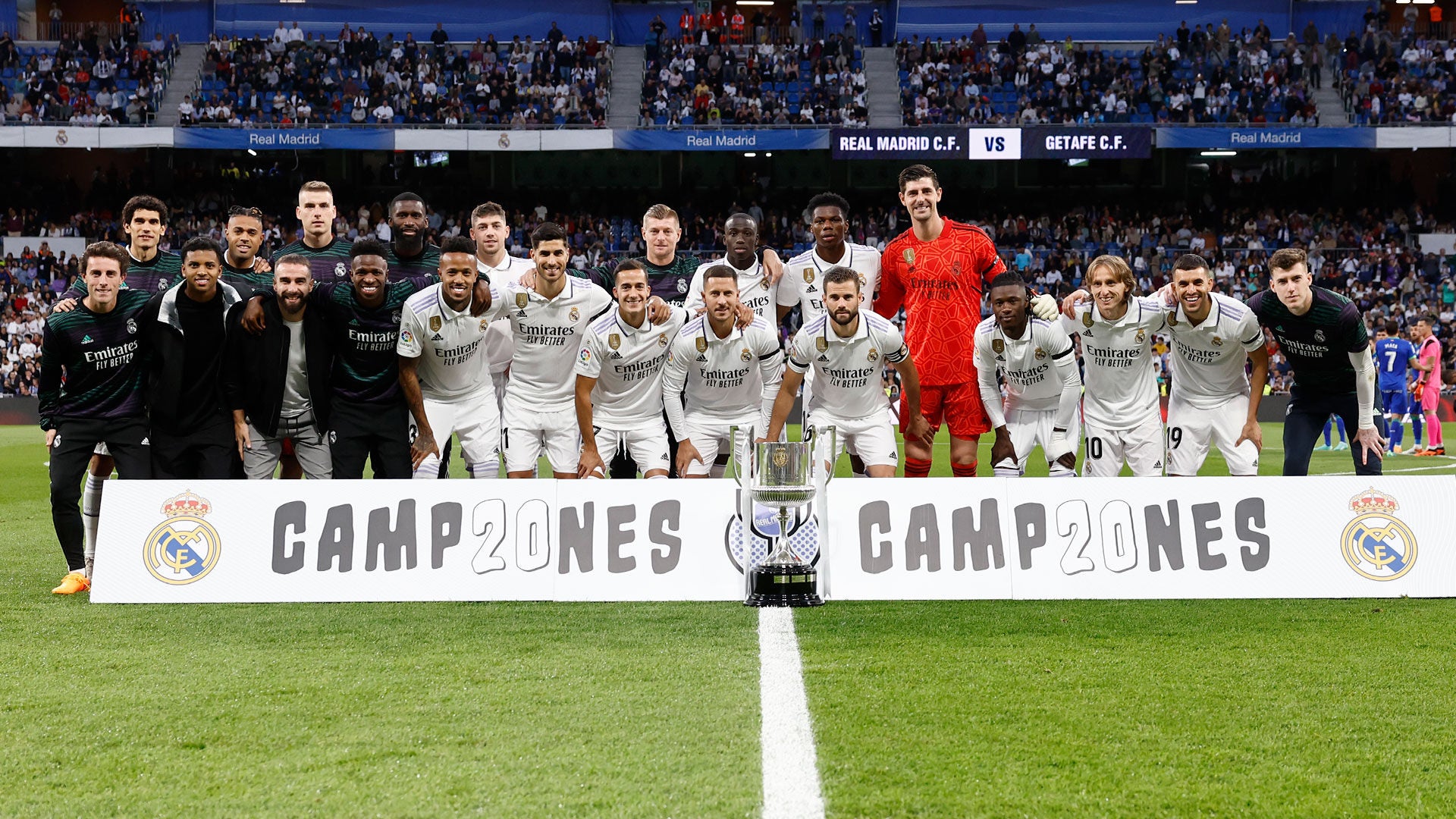 El Real Madrid ofreció la Copa del Rey al Bernabéu
