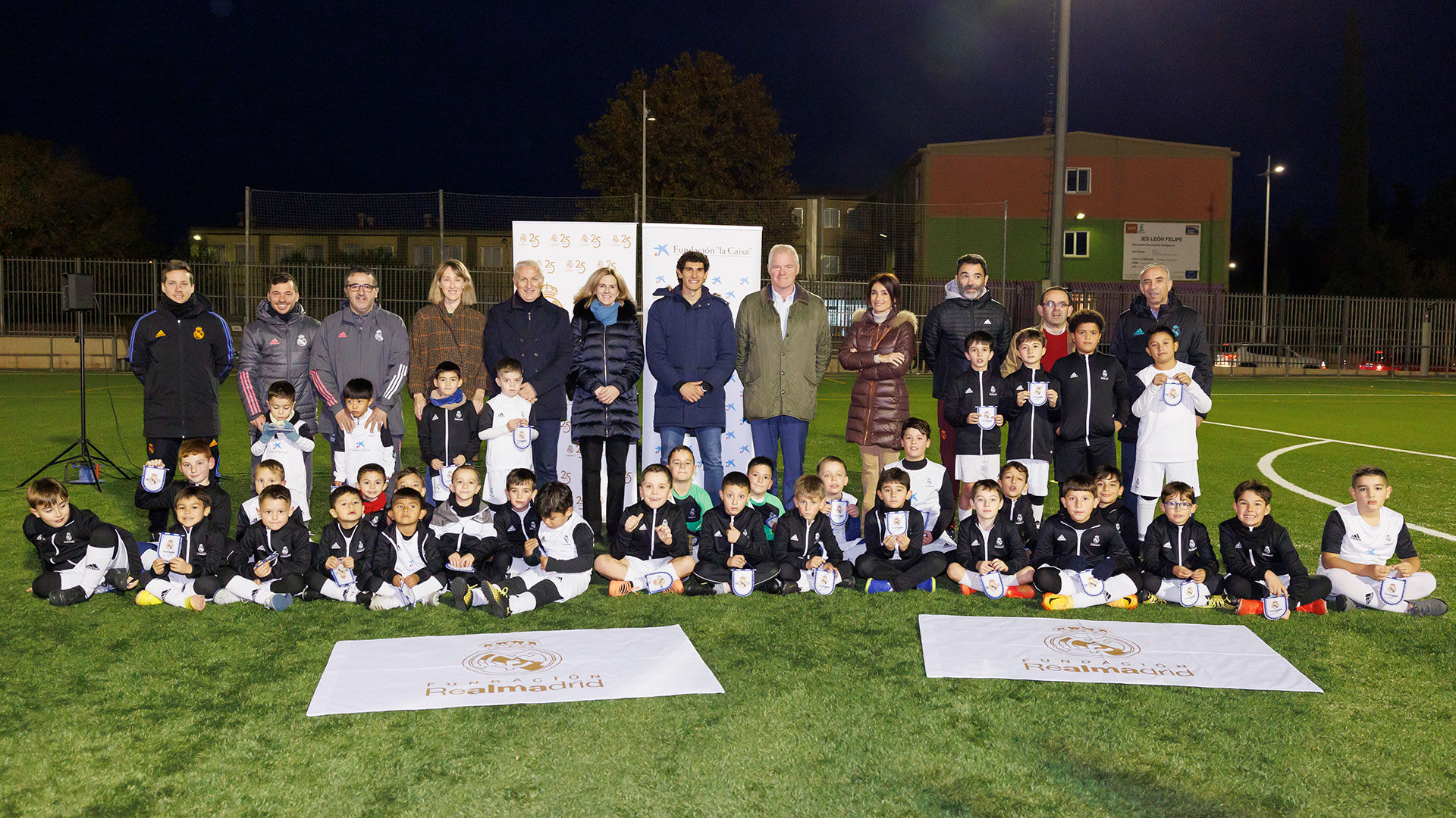 Vallejo visitó la escuela de la Fundación Real Madrid en Torrejón de Ardoz