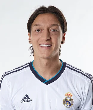 Özil