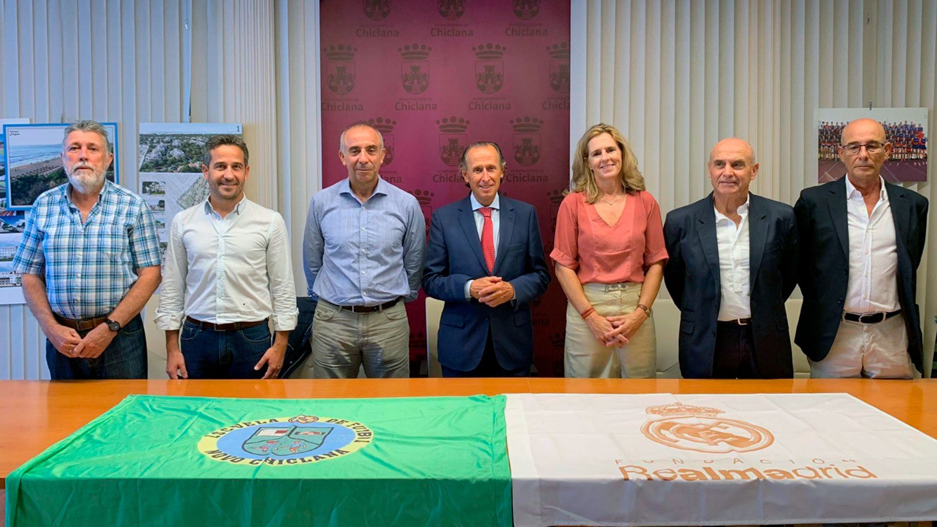 Presentación de la nueva escuela sociodeportiva de la Fundación Real Madrid con Novo Chiclana