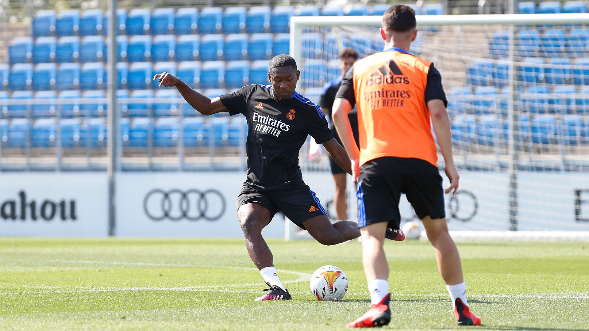 Primer entrenamiento de Alaba con el Real Madrid