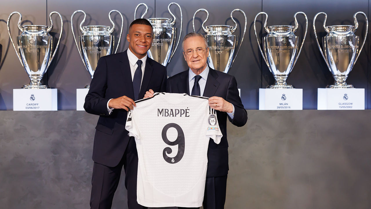 Mbappé firma su contrato con el Real Madrid