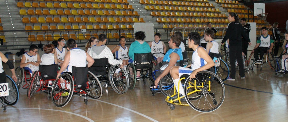 Escuela silla de ruedas de San Sebastián de los Reyes