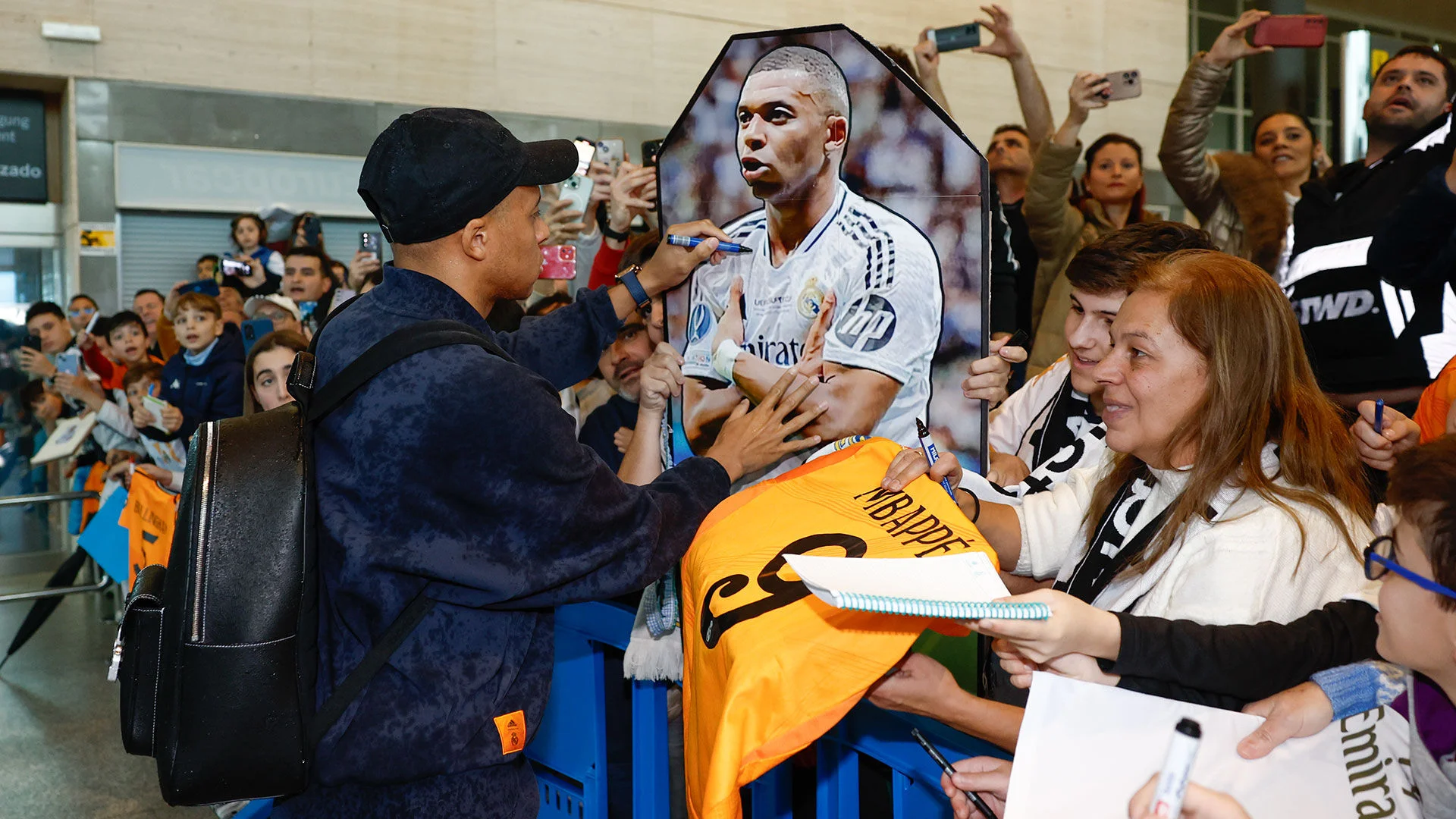 Real Madrid arrive in Valladolid