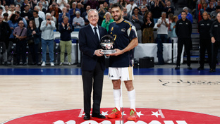 Campazzo recibió el MVP de la Liga ACB