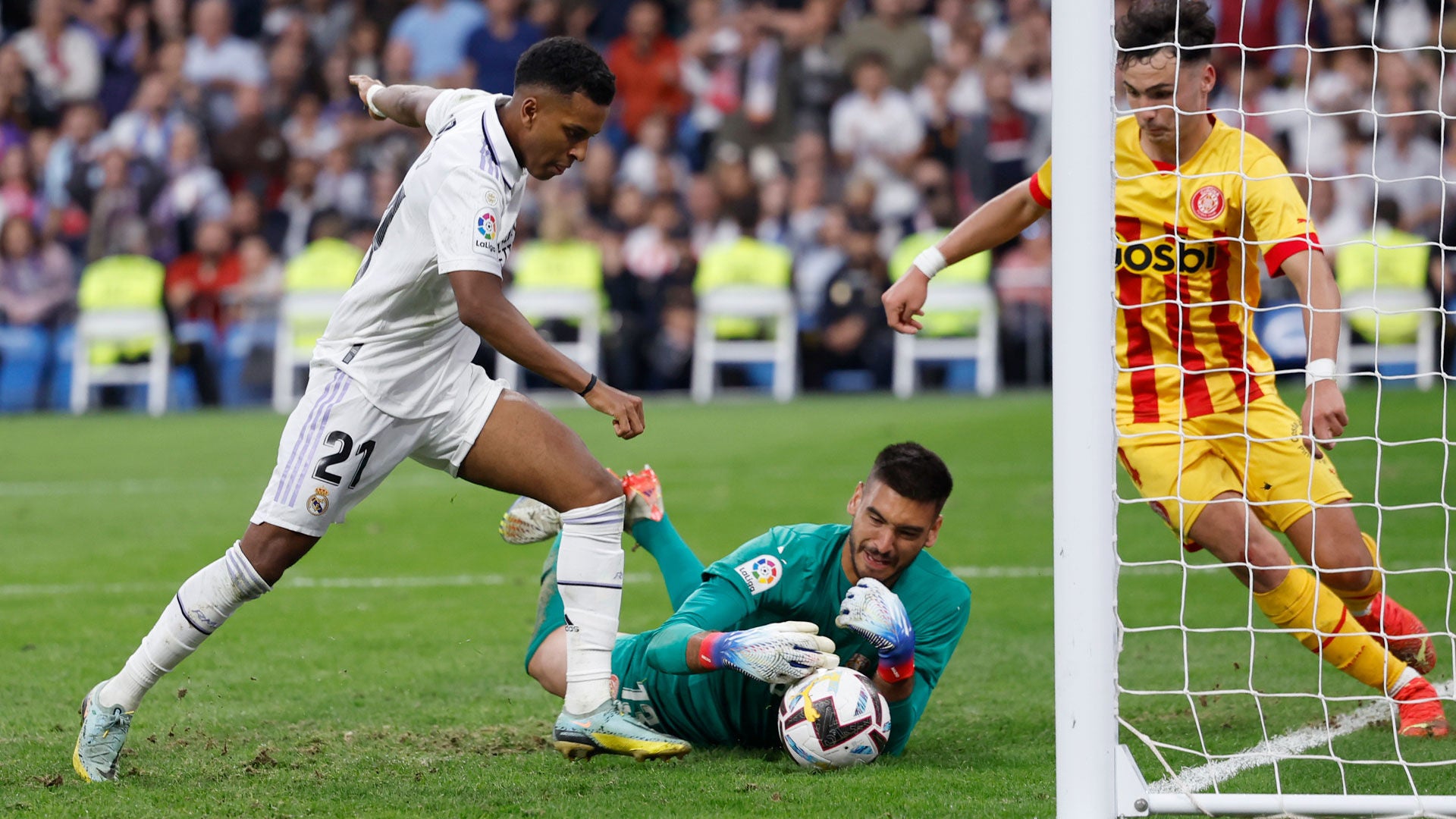 1-1: Un polémico arbitraje impide la victoria del Madrid